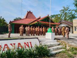 KOORDINASI RUTIN DAN APEL  PAGI HARI SENIN 03 NOVEMBER 2025 DI KALURAHAN KARANGMOJO